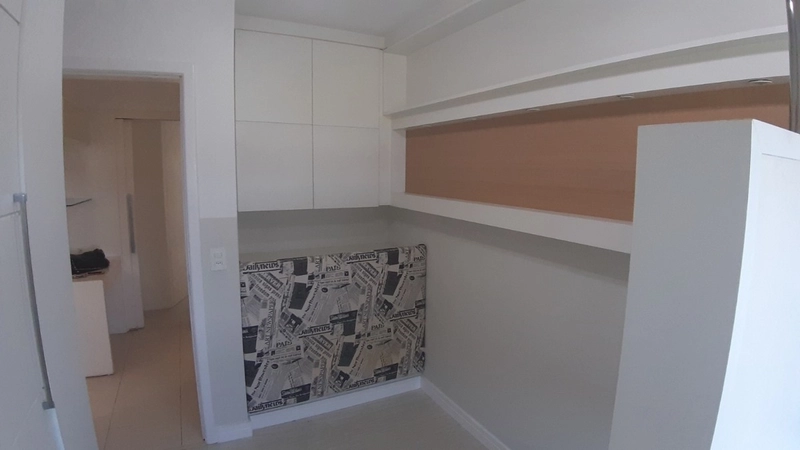 Apartamento Em Coqueiros com 3 dormitórios, sendo 1 suíte: 20ª foto da galeria de imagens do imóvel