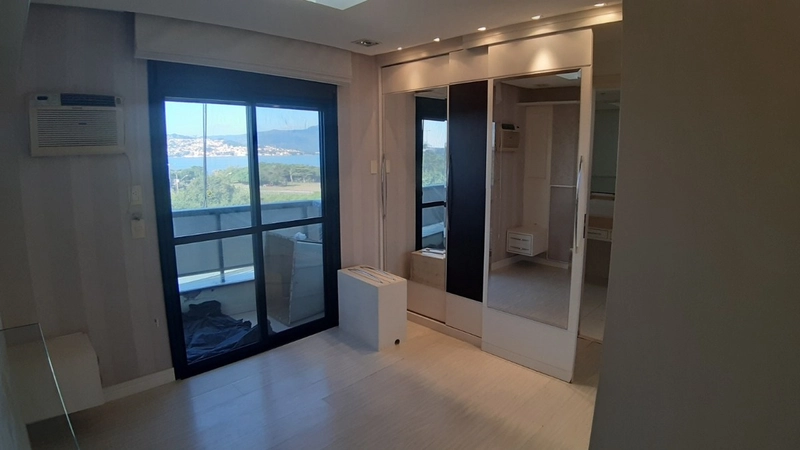 Apartamento Em Coqueiros com 3 dormitórios, sendo 1 suíte: 27ª foto da galeria de imagens do imóvel