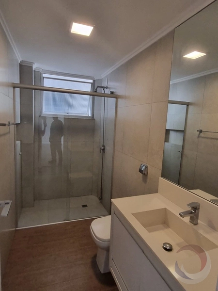 Apartamento em Coqueiros com 3 dormitórios, sendo 1 suíte, vista Mar: 7ª foto da galeria de imagens do imóvel