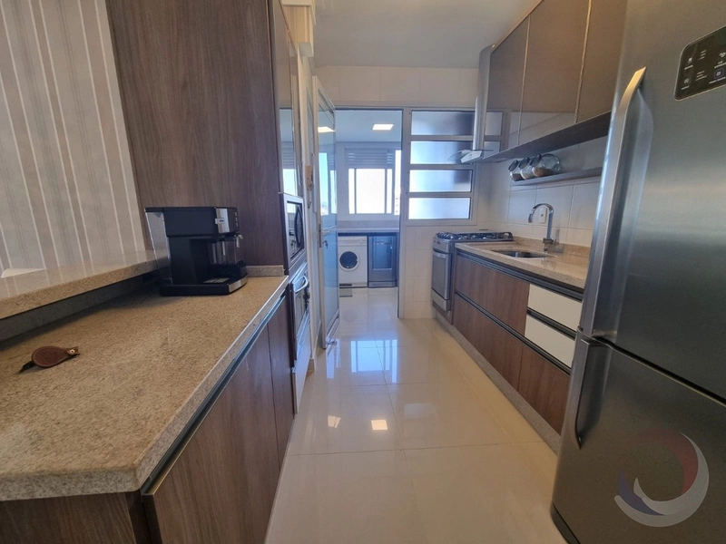 Apartamento no Itacurubi com 3 dormitórios, sendo 3 suítes e 6 vagas: 10ª foto da galeria de imagens do imóvel