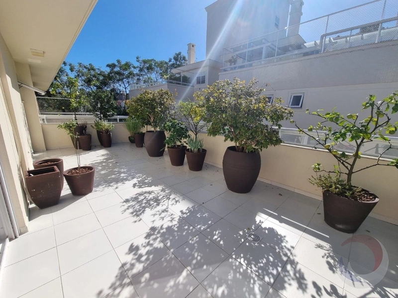 Apartamento no Itacurubi com 3 dormitórios, sendo 3 suítes e 6 vagas: 16ª foto da galeria de imagens do imóvel