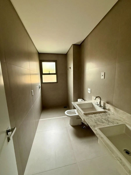 Apartamento em Cacupé com 3 suítes 2 vagas 165m²: 16ª foto da galeria de imagens do imóvel