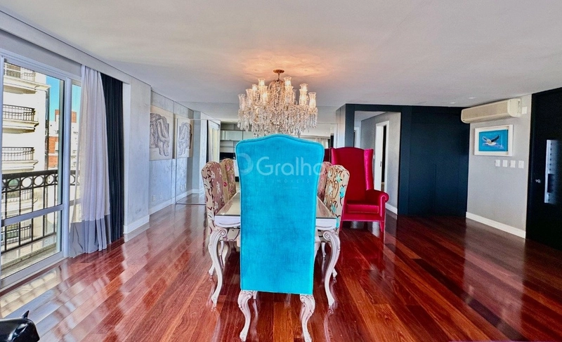 Apartamento na Beira Mar com 3 suítes com closet e hidromassagem 316m²: 2ª foto da galeria de imagens do imóvel