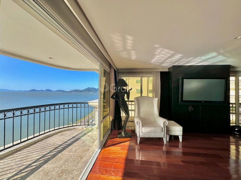 Apartamento na Beira Mar com 3 suítes com closet e hidromassagem 316m²: 20ª foto da galeria de imagens do imóvel