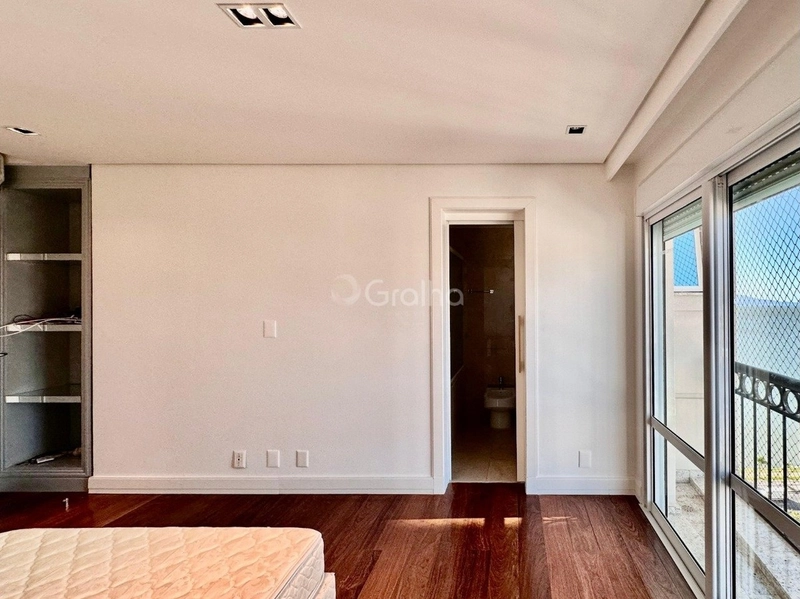 Apartamento na Beira Mar com 3 suítes com closet e hidromassagem 316m²: 17ª foto da galeria de imagens do imóvel