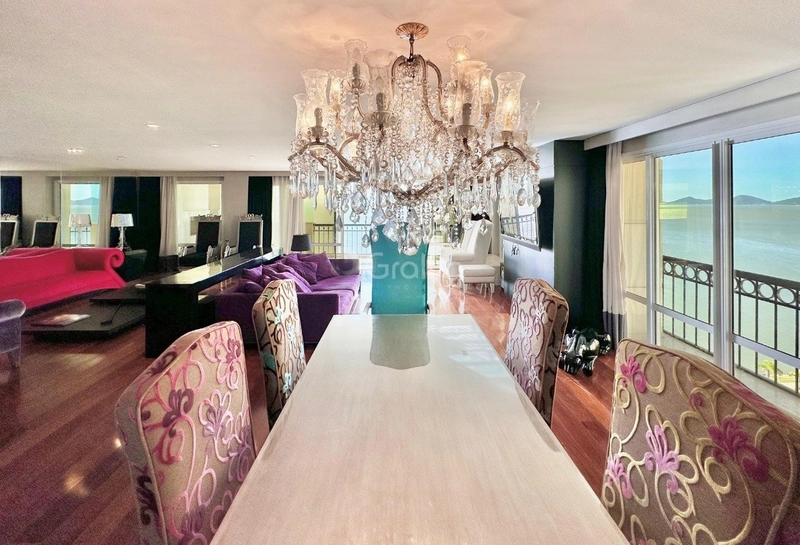 Apartamento na Beira Mar com 3 suítes com closet e hidromassagem 316m²: 1ª foto da galeria de imagens do imóvel