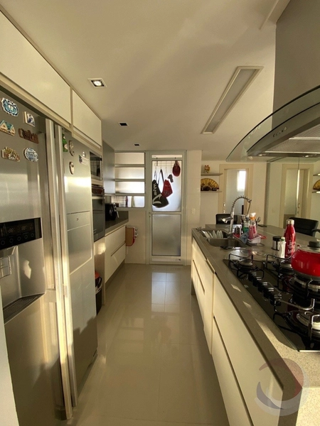 Apartamento no Itacurubi com 3 dormitórios, sendo 3 suítes e 4 vagas: 9ª foto da galeria de imagens do imóvel