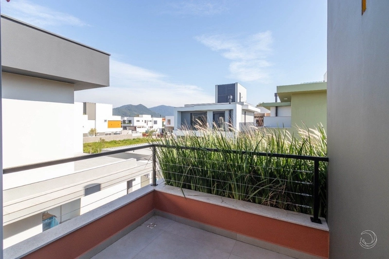 Casa residencial no Campeche com 3 dormitórios, sendo 1 suíte e 2 vgs: 16ª foto da galeria de imagens do imóvel