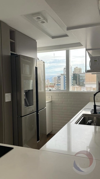Apartamento no Centro com 2 dormitórios 1 suíte e 1 vaga - 93m²: 5ª foto da galeria de imagens do imóvel