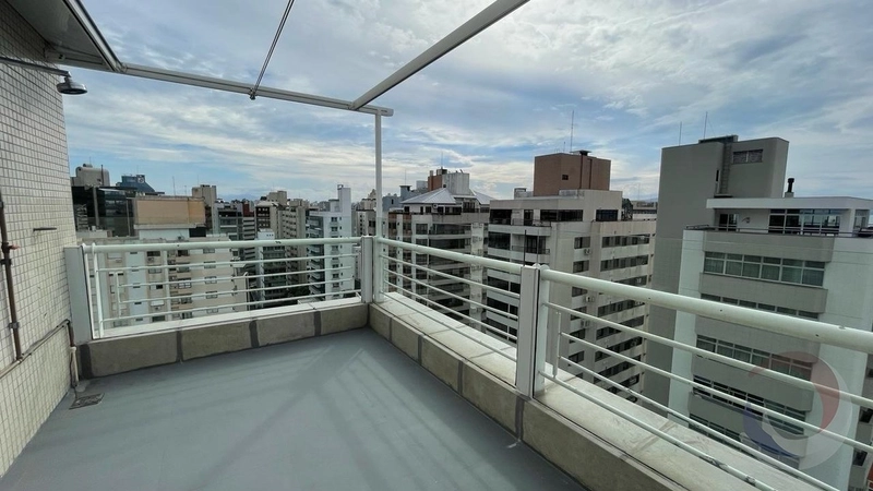 Apartamento no Centro com 2 dormitórios 1 suíte e 1 vaga - 93m²: 1ª foto da galeria de imagens do imóvel
