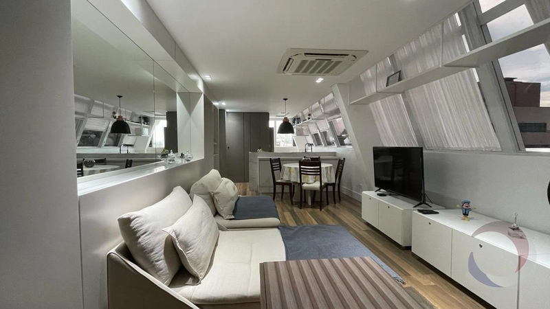 Apartamento no Centro com 2 dormitórios 1 suíte e 1 vaga - 93m²: 3ª foto da galeria de imagens do imóvel