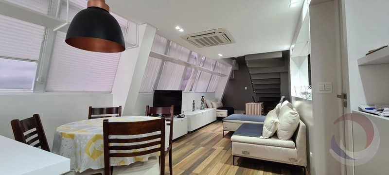 Apartamento no Centro com 2 dormitórios 1 suíte e 1 vaga - 93m²: 2ª foto da galeria de imagens do imóvel