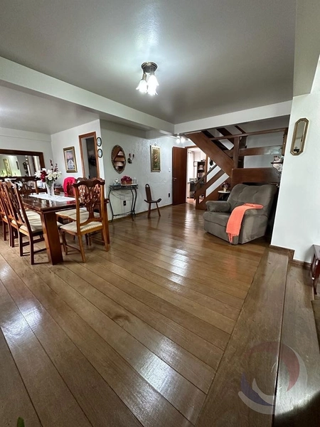Casa no Jardim Atlântico com 4 dormitórios sendo 1 suíte e 2 vagas: 4ª foto da galeria de imagens do imóvel