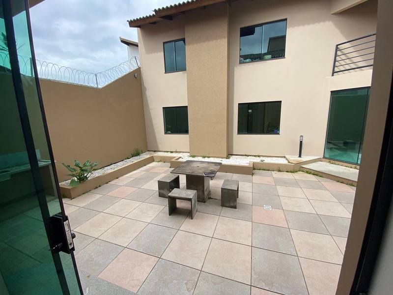 Casa residencial no Estreito com 3 dormítorios, sendo 1 suíte: 3ª foto da galeria de imagens do imóvel