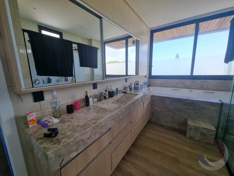 Casa residencial na Lagoa com 6 suítes e 4 vagas de garagem 766 m²: 12ª foto da galeria de imagens do imóvel