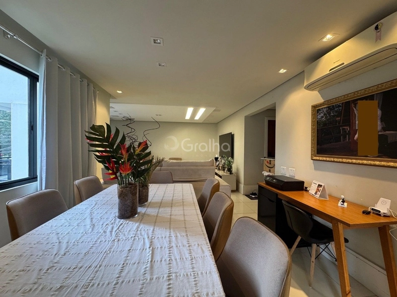 Apartamento na Agronomica com 3 dormitórios, sendo 1 suíte e 2 vagas: 5ª foto da galeria de imagens do imóvel