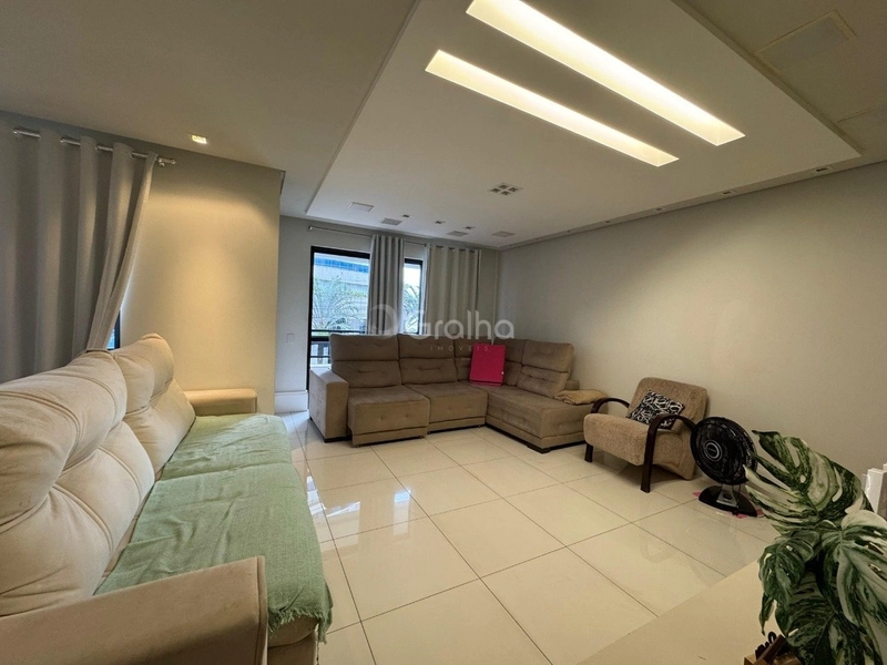 Apartamento na Agronomica com 3 dormitórios, sendo 1 suíte e 2 vagas: 3ª foto da galeria de imagens do imóvel