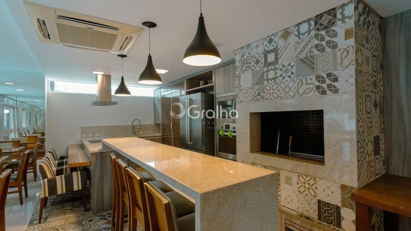 Apartamento na Agronomica com 3 dormitórios, sendo 1 suíte e 2 vagas: 27ª foto da galeria de imagens do imóvel