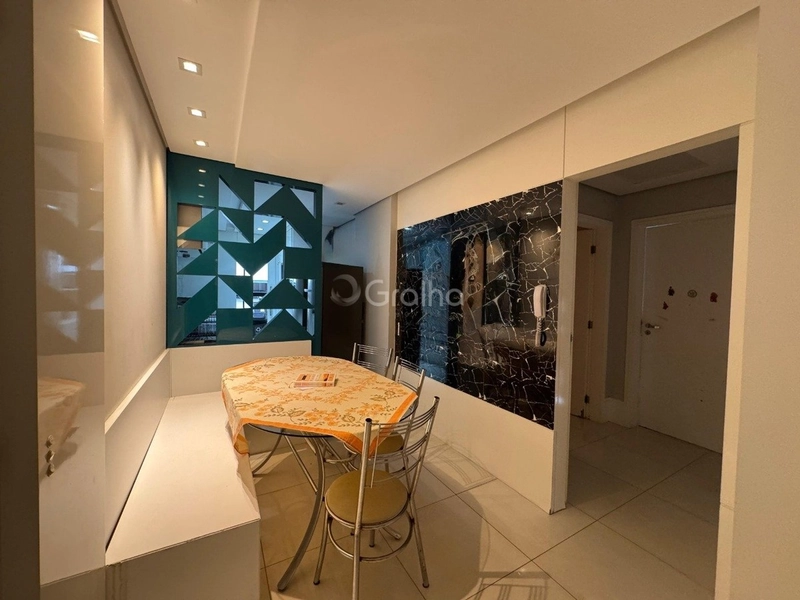 Apartamento na Agronomica com 3 dormitórios, sendo 1 suíte e 2 vagas: 7ª foto da galeria de imagens do imóvel