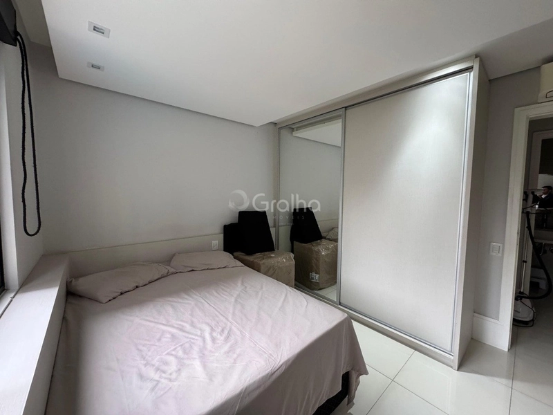 Apartamento na Agronomica com 3 dormitórios, sendo 1 suíte e 2 vagas: 25ª foto da galeria de imagens do imóvel