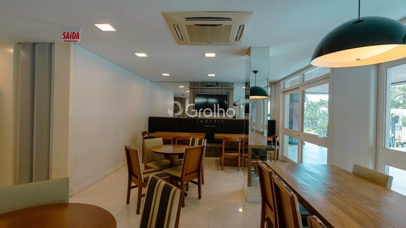 Apartamento na Agronomica com 3 dormitórios, sendo 1 suíte e 2 vagas: 28ª foto da galeria de imagens do imóvel