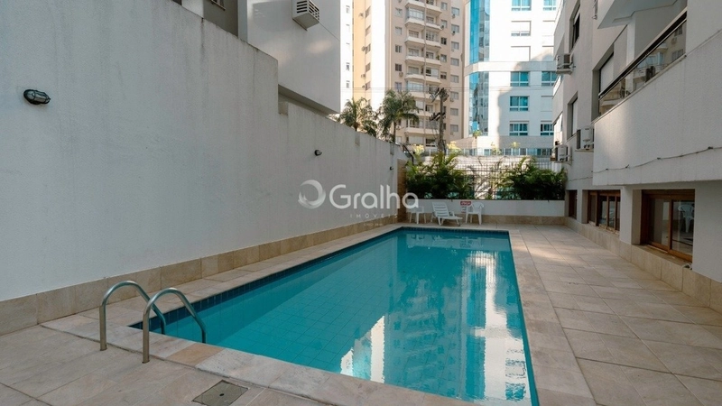 Apartamento na Agronomica com 3 dormitórios, sendo 1 suíte e 2 vagas: 32ª foto da galeria de imagens do imóvel