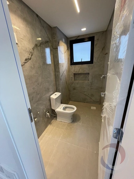 Duplex Alto padrão em Jurere com 3 suítes e 2 vagas - 170 m²: 7ª foto da galeria de imagens do imóvel