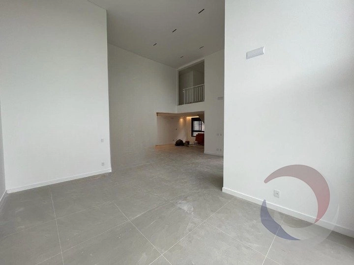 Duplex Alto padrão em Jurere com 3 suítes e 2 vagas - 170 m²: 4ª foto da galeria de imagens do imóvel