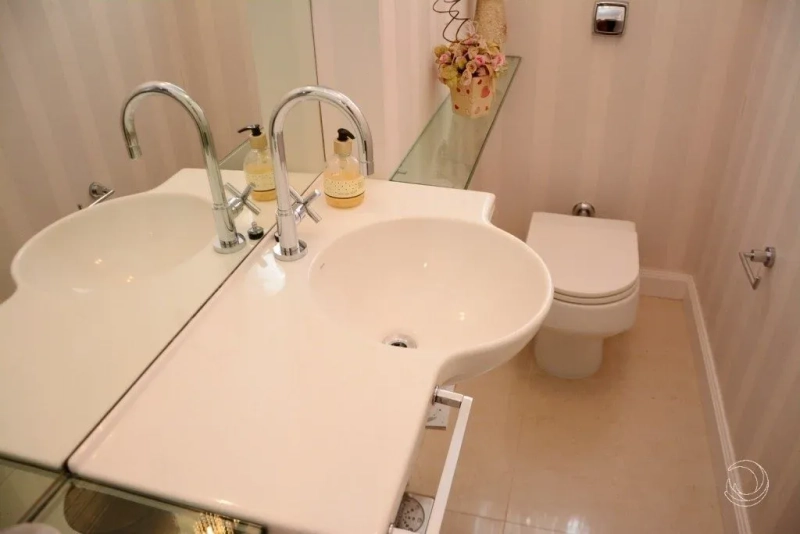 Apartamento no centro com 4 dormitórios 2 suítes e  2 vagas - 181m²: 23ª foto da galeria de imagens do imóvel