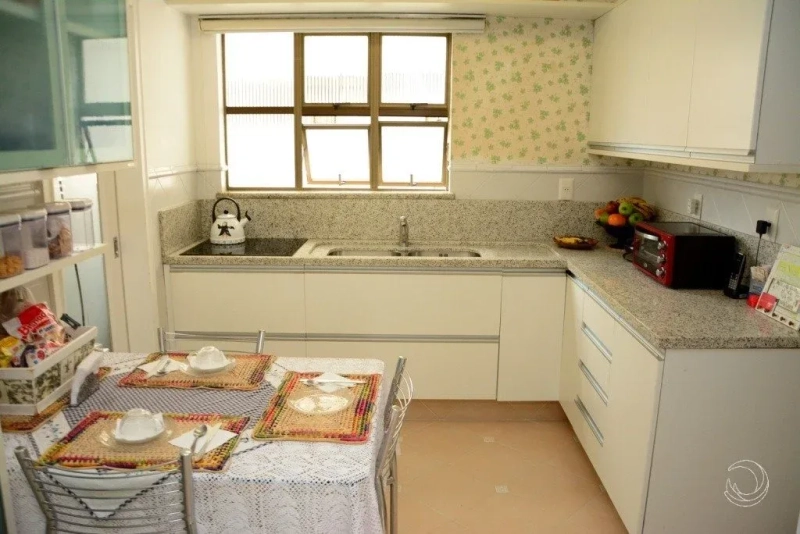 Apartamento no centro com 4 dormitórios 2 suítes e  2 vagas - 181m²: 7ª foto da galeria de imagens do imóvel