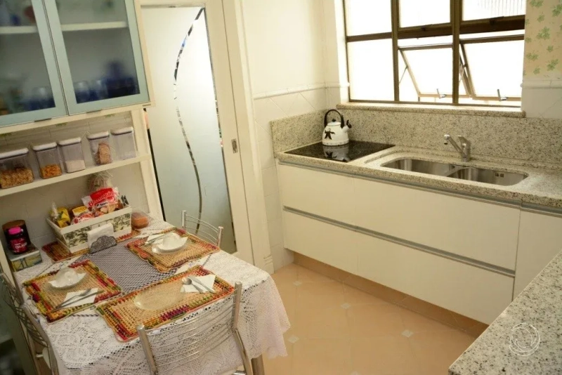 Apartamento no centro com 4 dormitórios 2 suítes e  2 vagas - 181m²: 8ª foto da galeria de imagens do imóvel