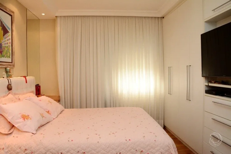 Apartamento no centro com 4 dormitórios 2 suítes e  2 vagas - 181m²: 16ª foto da galeria de imagens do imóvel