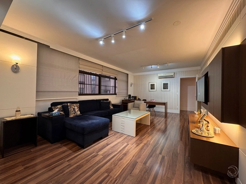Apartamento na Beira Mar com 4 dormitórios, sendo 2 suítes e 2 vagas: 13ª foto da galeria de imagens do imóvel