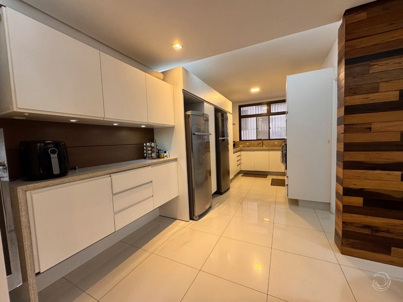 Apartamento na Beira Mar com 4 dormitórios, sendo 2 suítes e 2 vagas: 14ª foto da galeria de imagens do imóvel