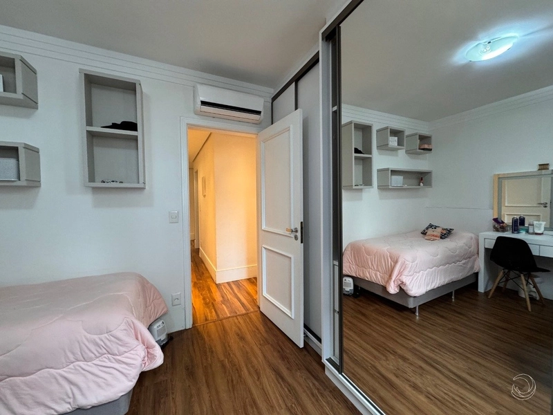 Apartamento na Beira Mar com 4 dormitórios, sendo 2 suítes e 2 vagas: 34ª foto da galeria de imagens do imóvel