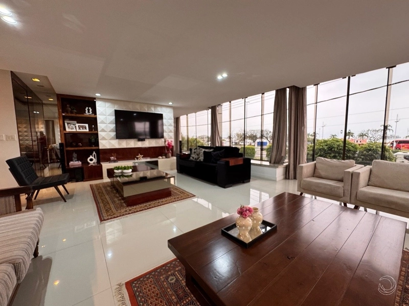 Apartamento na Beira Mar com 4 dormitórios, sendo 2 suítes e 2 vagas: 1ª foto da galeria de imagens do imóvel