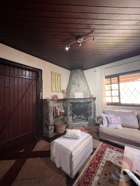 Casa Residencial no Itacurubi com 4 dormitórios, sendo 2 suítes e 4 vg: 14ª foto da galeria de imagens do imóvel