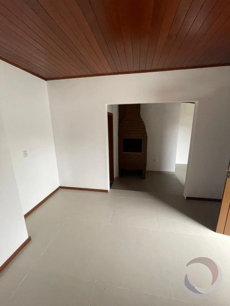 Casa na Carvoeira com 03 dormitórios, sendo 01 suíte e 1 vaga - 112m²: 3ª foto da galeria de imagens do imóvel