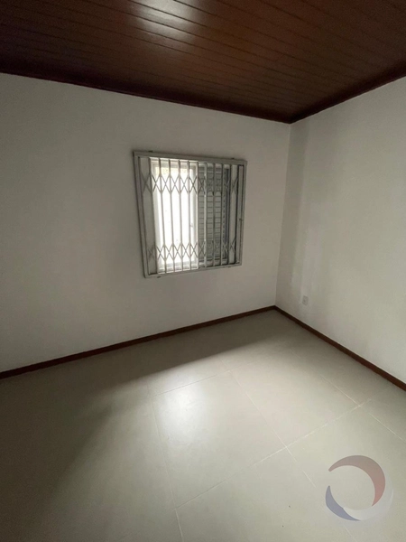 Casa na Carvoeira com 03 dormitórios, sendo 01 suíte e 1 vaga - 112m²: 5ª foto da galeria de imagens do imóvel
