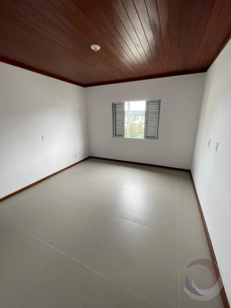 Casa na Carvoeira com 03 dormitórios, sendo 01 suíte e 1 vaga - 112m²: 4ª foto da galeria de imagens do imóvel