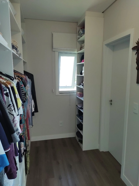 Casa em Cacupé com 4 dormitórios sendo 4 suítes e 3 vagas 319m²: 11ª foto da galeria de imagens do imóvel