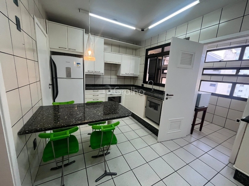 Apartamento na agronômica com 3 dormitórios, sendo 1 suíte e 1 vagas: 11ª foto da galeria de imagens do imóvel