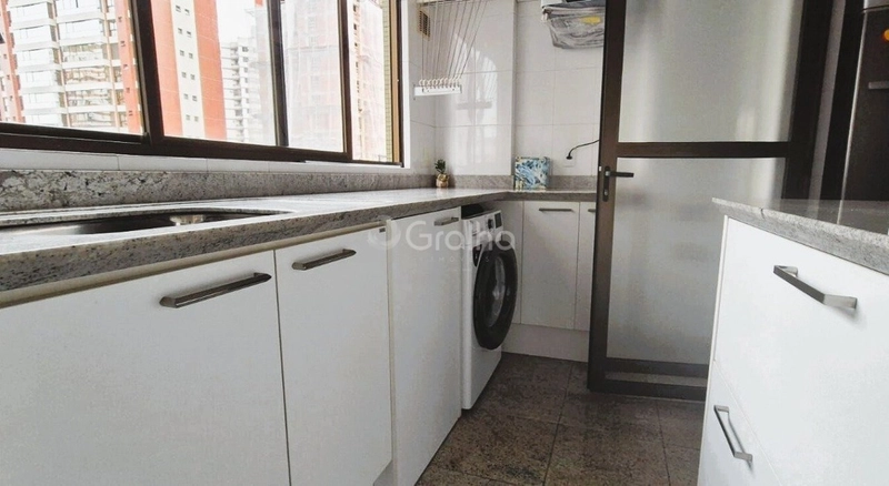 Apartamento no Centro com 3 dormitórios, 1 suíte e 2 vagas: 6ª foto da galeria de imagens do imóvel