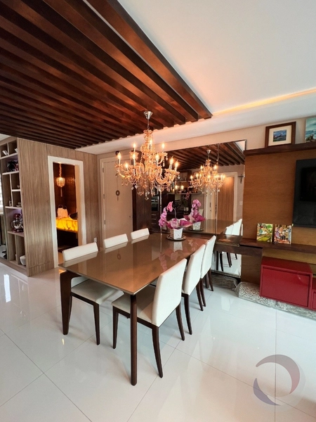 Apartamento na Agronômica Alto Padrão com 3 suítes e 3 vagas - 122m²: 7ª foto da galeria de imagens do imóvel