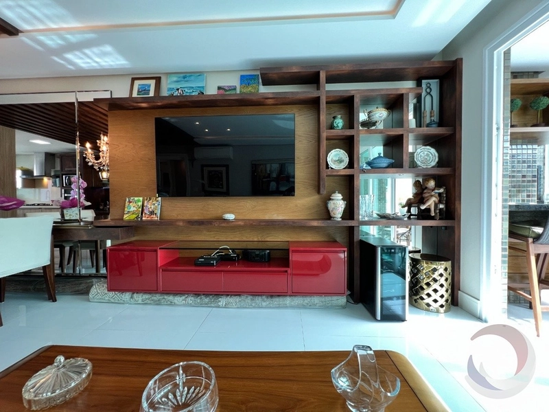 Apartamento na Agronômica Alto Padrão com 3 suítes e 3 vagas - 122m²: 1ª foto da galeria de imagens do imóvel