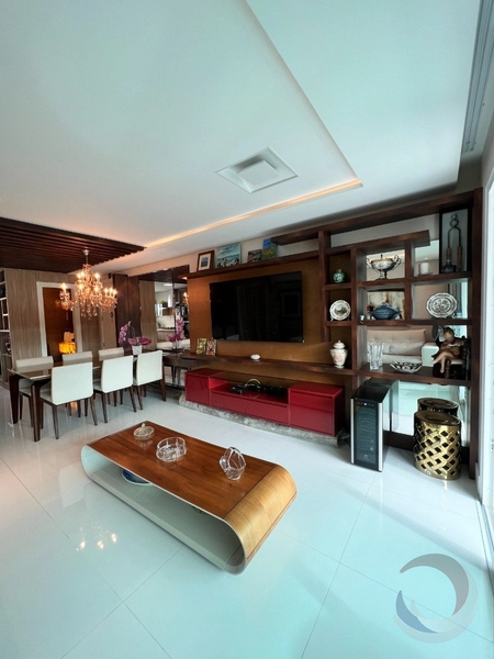 Apartamento na Agronômica Alto Padrão com 3 suítes e 3 vagas - 122m²: 9ª foto da galeria de imagens do imóvel