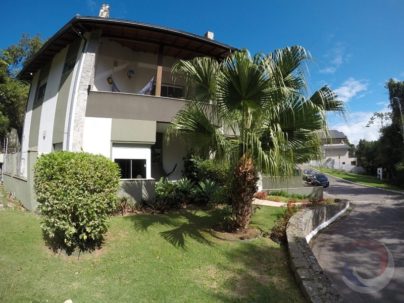 Casa residencial em Cacupé com 3 dormitórios, sendo 3 suítes e 4 vagas: 6ª foto da galeria de imagens do imóvel