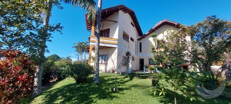 Casa Residencial em Capoeiras com 05 dormitórios sendo 02 suítes: 2ª foto da galeria de imagens do imóvel