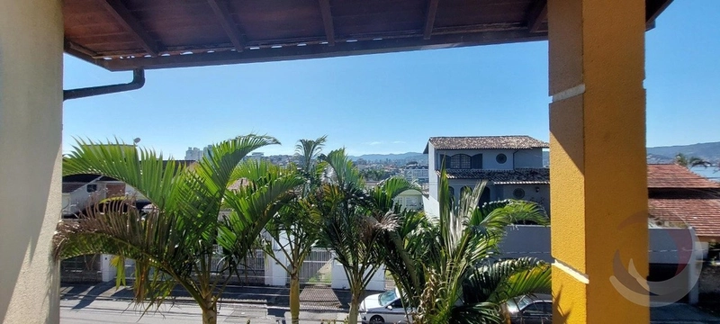 Casa Residencial em Capoeiras com 05 dormitórios sendo 02 suítes: 12ª foto da galeria de imagens do imóvel
