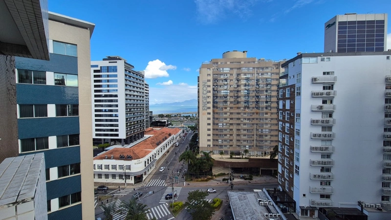 Apartamento a venda no Centro com 2 dormitórios sendo 1 suíte e 1 vg: 2ª foto da galeria de imagens do imóvel